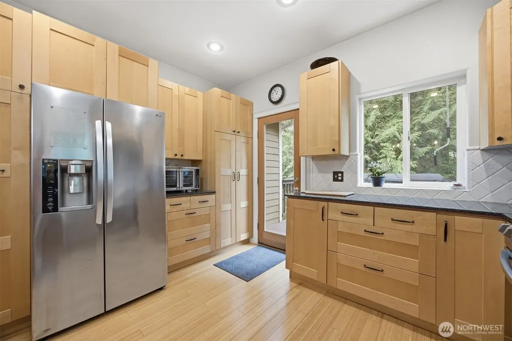 10 Mountain Ash Court Bellingham WA 98229