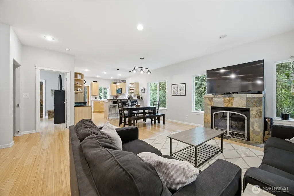 10 Mountain Ash Court Bellingham WA 98229