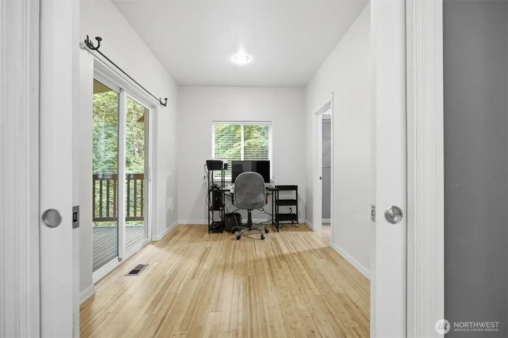 10 Mountain Ash Court Bellingham WA 98229