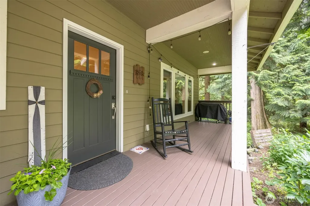 10 Mountain Ash Court Bellingham WA 98229