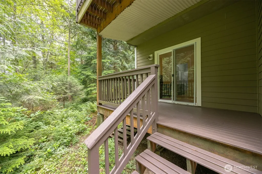 10 Mountain Ash Court Bellingham WA 98229
