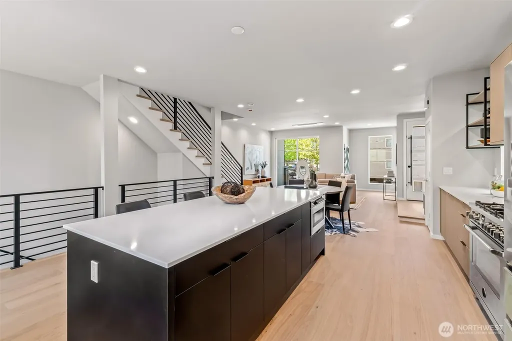 4460 Midvale Avenue N Seattle WA 98103