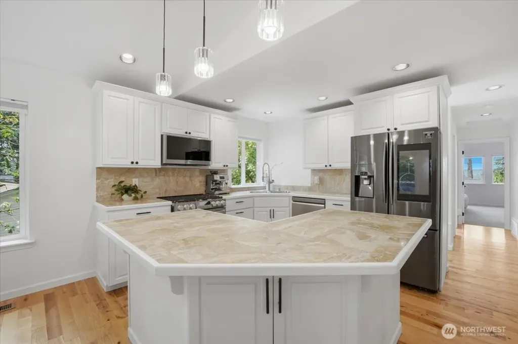 1508 208th Avenue NE Sammamish WA 98074