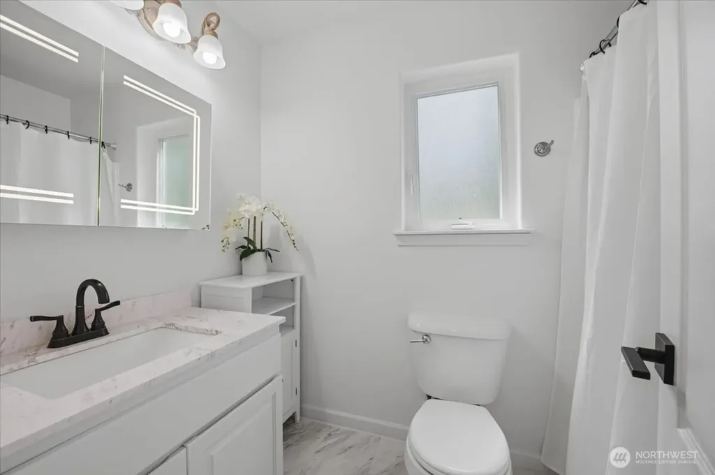 1508 208th Avenue NE Sammamish WA 98074
