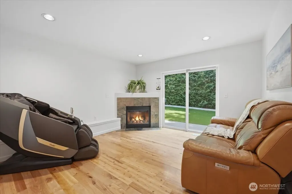 1508 208th Avenue NE Sammamish WA 98074