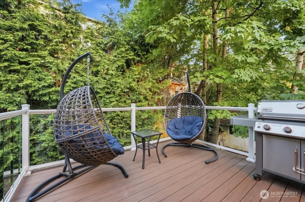 1508 208th Avenue NE Sammamish WA 98074