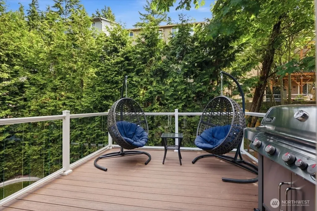 1508 208th Avenue NE Sammamish WA 98074