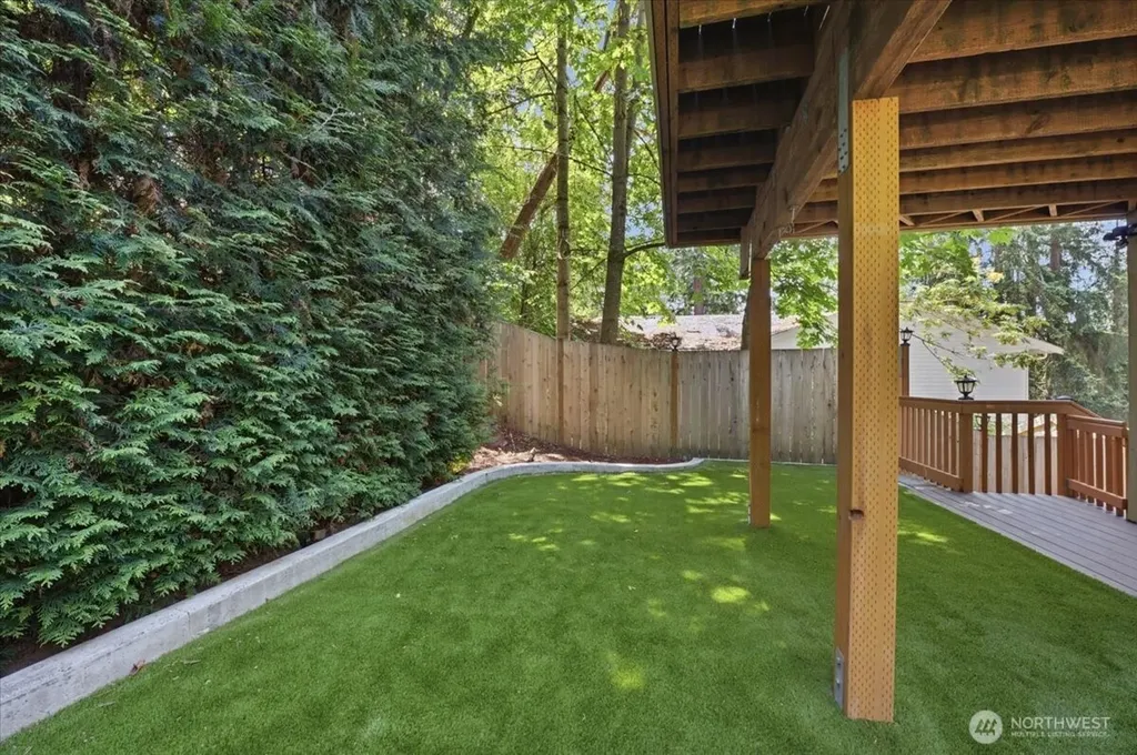 1508 208th Avenue NE Sammamish WA 98074
