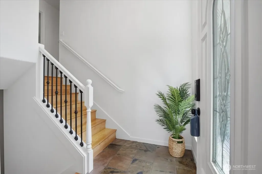 1508 208th Avenue NE Sammamish WA 98074