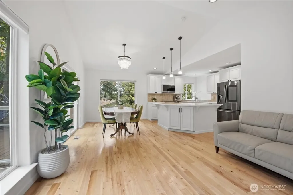 1508 208th Avenue NE Sammamish WA 98074