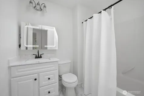 1508 208th Avenue NE Sammamish WA 98074