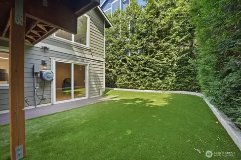 1508 208th Avenue NE Sammamish WA 98074