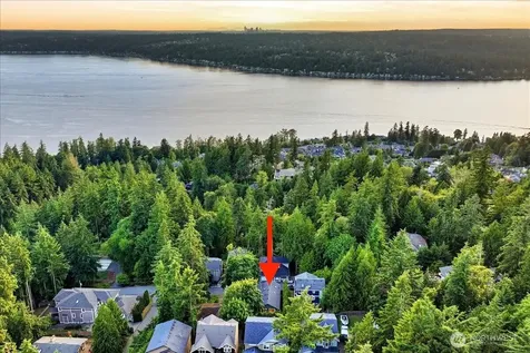 1508 208th Avenue NE Sammamish WA 98074