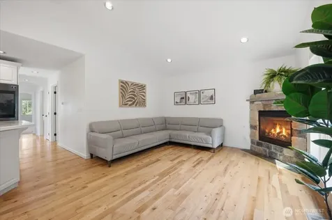 1508 208th Avenue NE Sammamish WA 98074
