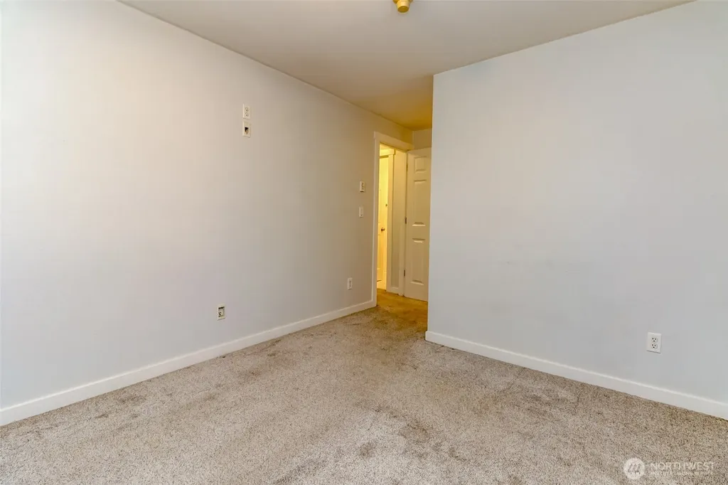 1830 S 284th Lane Federal Way WA 98003