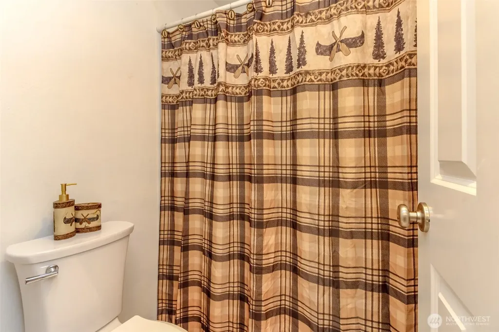 1830 S 284th Lane Federal Way WA 98003