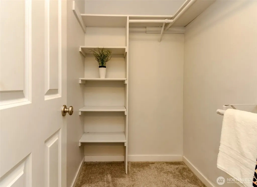 1830 S 284th Lane Federal Way WA 98003