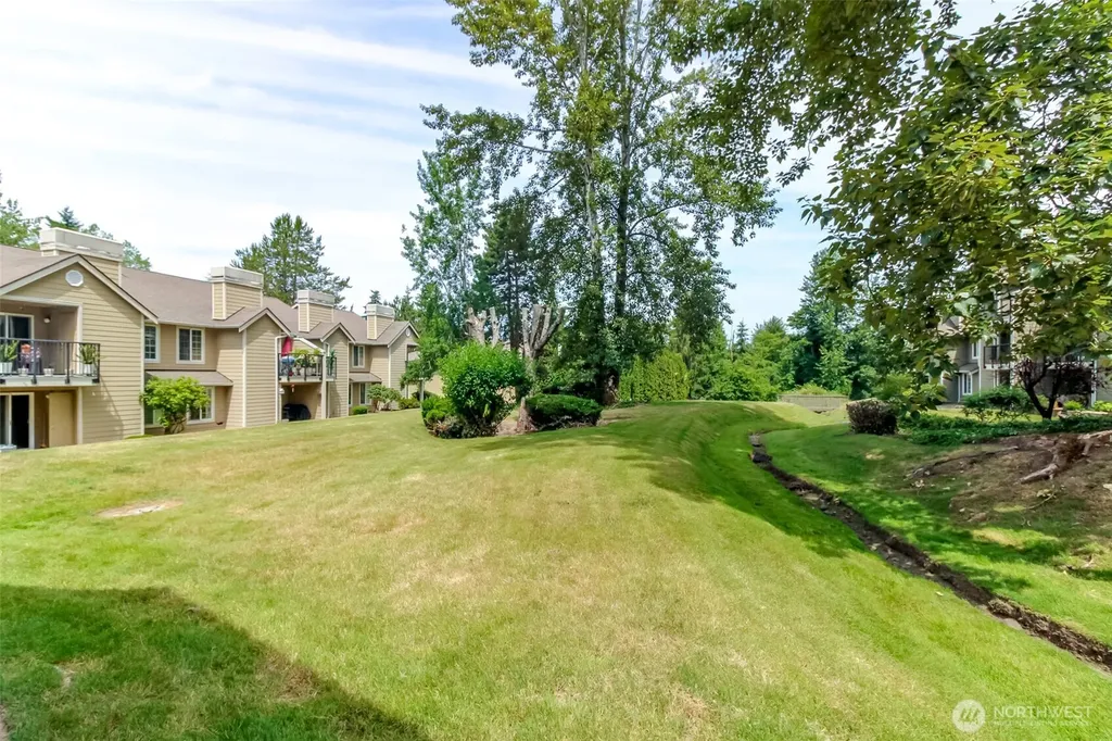 1830 S 284th Lane Federal Way WA 98003