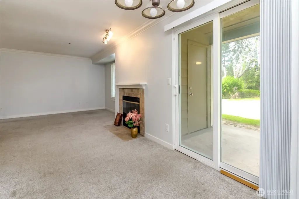 1830 S 284th Lane Federal Way WA 98003