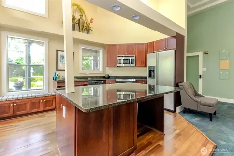 1830 S 284th Lane Federal Way WA 98003