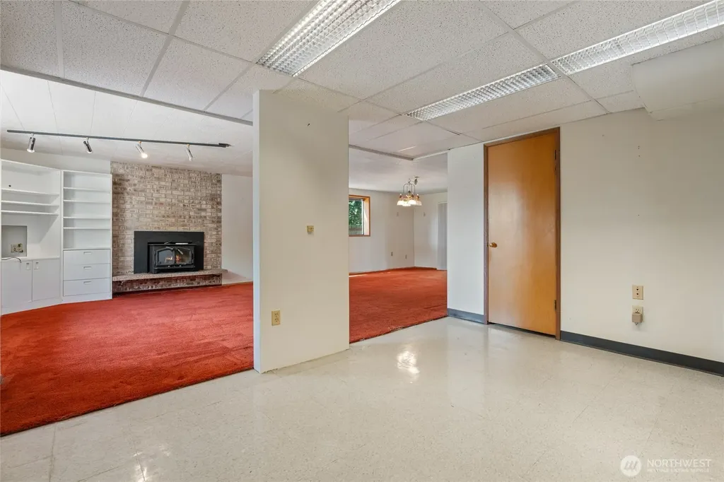 14839 4th Avenue S Burien WA 98148