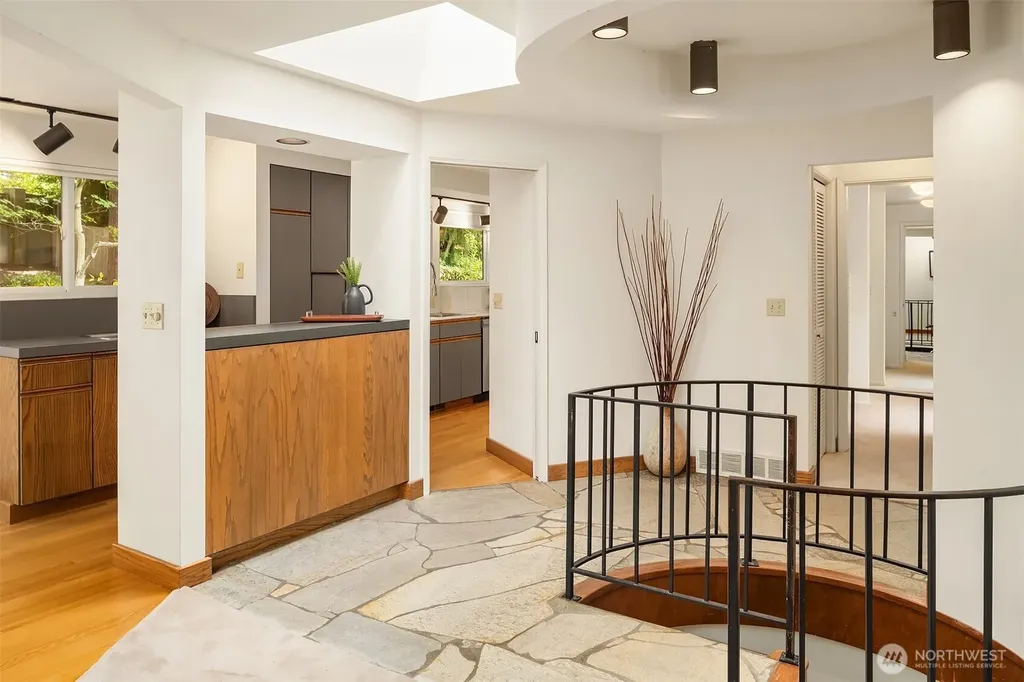4255 135th Place SE Bellevue WA 98006