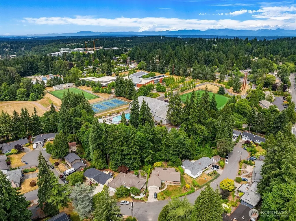 4255 135th Place SE Bellevue WA 98006