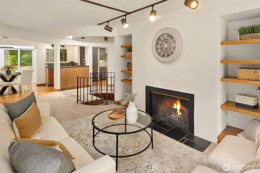 4255 135th Place SE Bellevue WA 98006