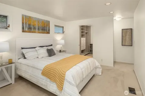 4255 135th Place SE Bellevue WA 98006