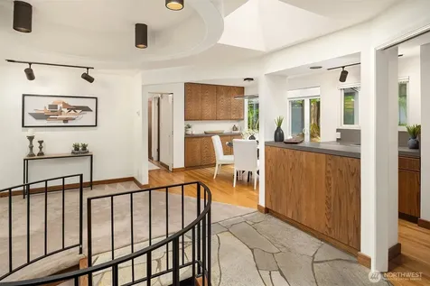 4255 135th Place SE Bellevue WA 98006