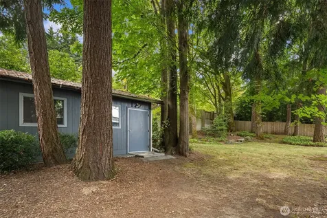 4255 135th Place SE Bellevue WA 98006