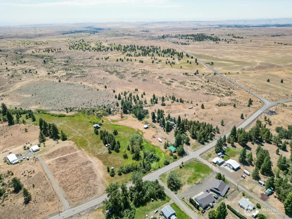 3220 Bickleton Highway Roosevelt WA 99356