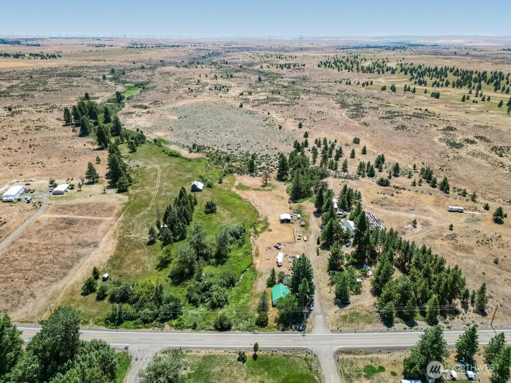 3220 Bickleton Highway Roosevelt WA 99356