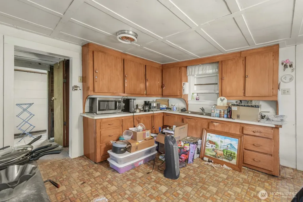 3220 Bickleton Highway Roosevelt WA 99356