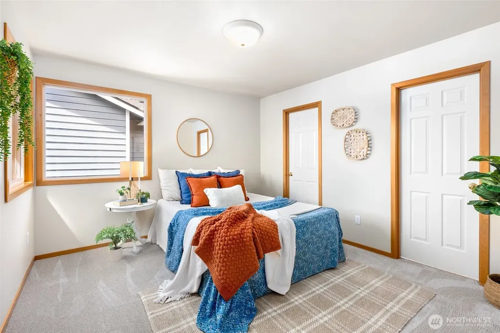 14811 1st Avenue NE Duvall WA 98019