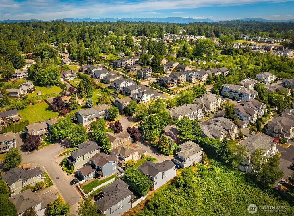 14811 1st Avenue NE Duvall WA 98019