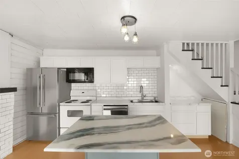 4705 Pacific Way Seaview WA 98644