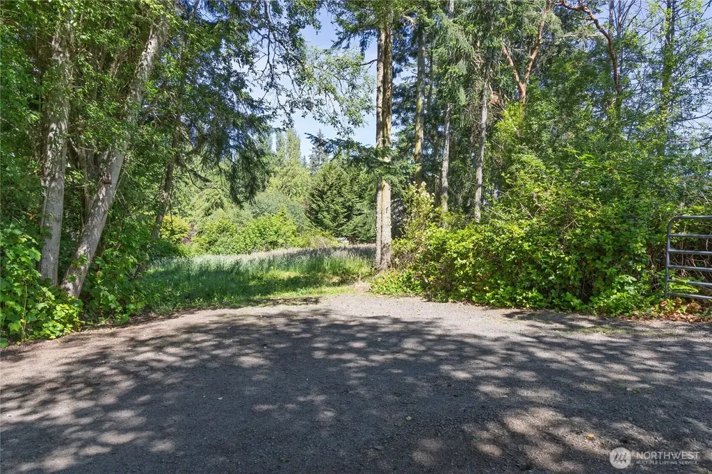 3992 NE Twin Spits Road Hansville WA 98340
