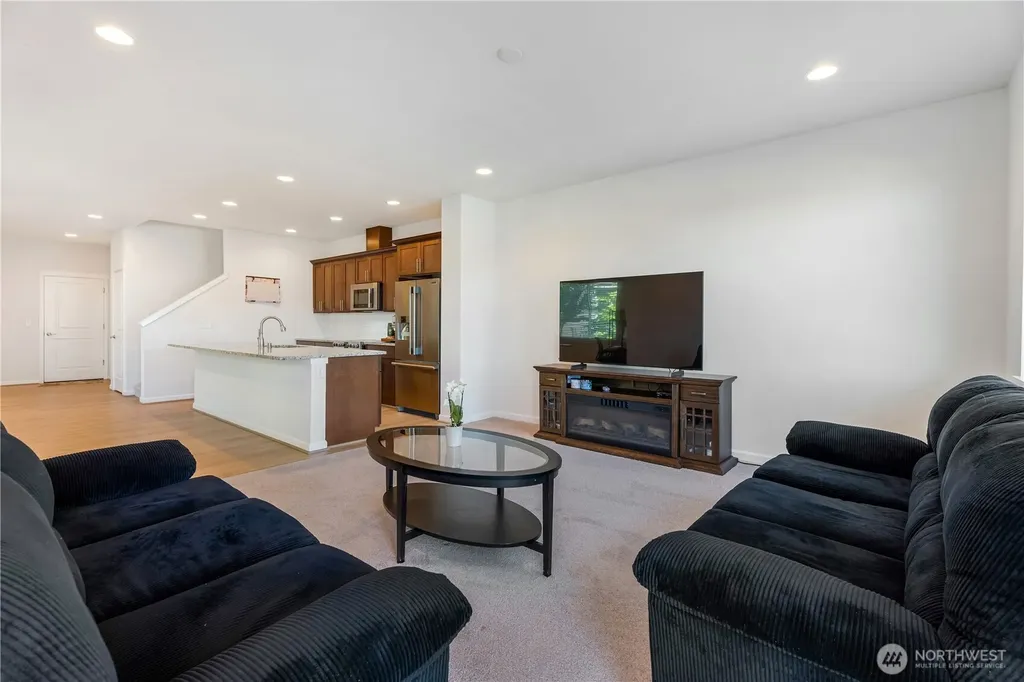 22328 88th Way S Kent WA 98031