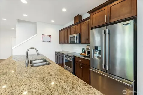 22328 88th Way S Kent WA 98031