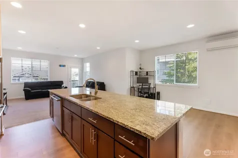 22328 88th Way S Kent WA 98031