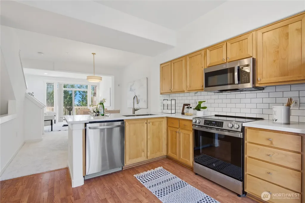 23120 SE Black Nugget Road Issaquah WA 98029