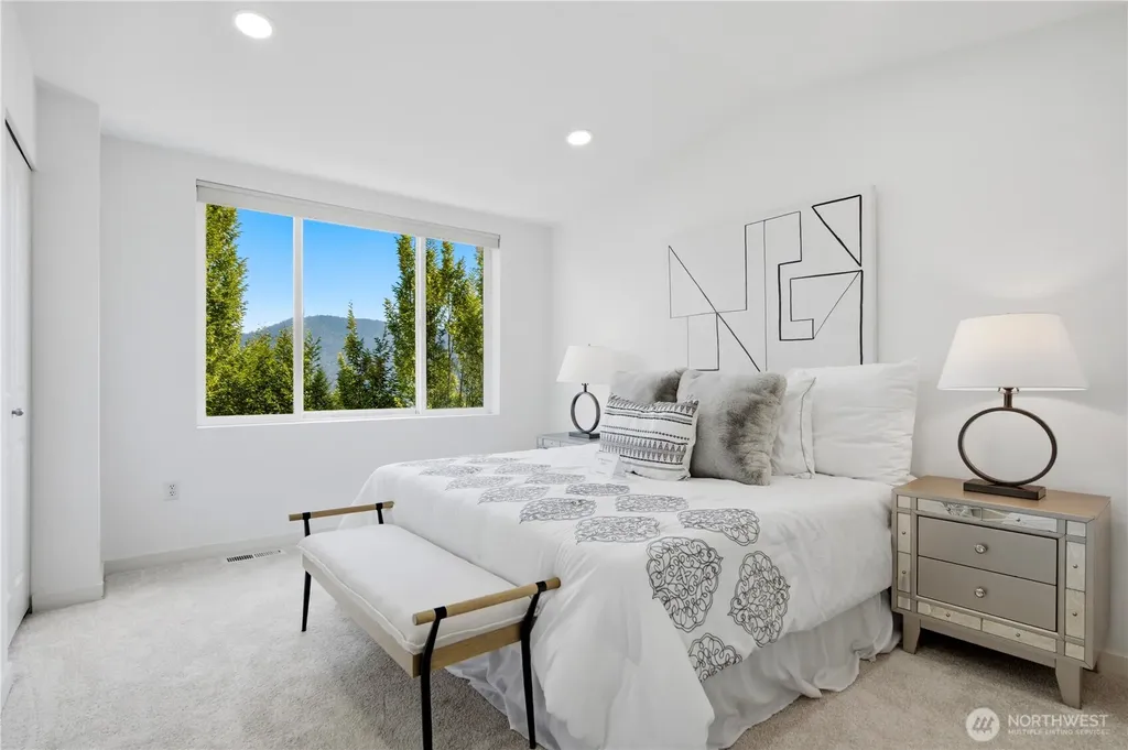 23120 SE Black Nugget Road Issaquah WA 98029