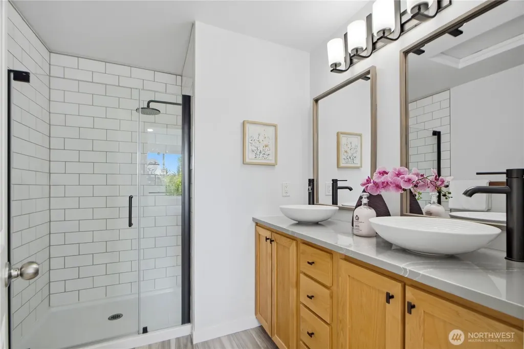 23120 SE Black Nugget Road Issaquah WA 98029