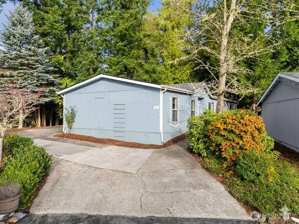 1754 NE Mesford Road Poulsbo WA 98370