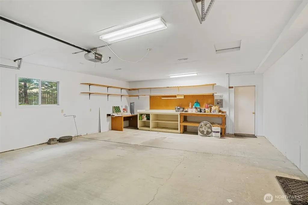 1754 NE Mesford Road Poulsbo WA 98370