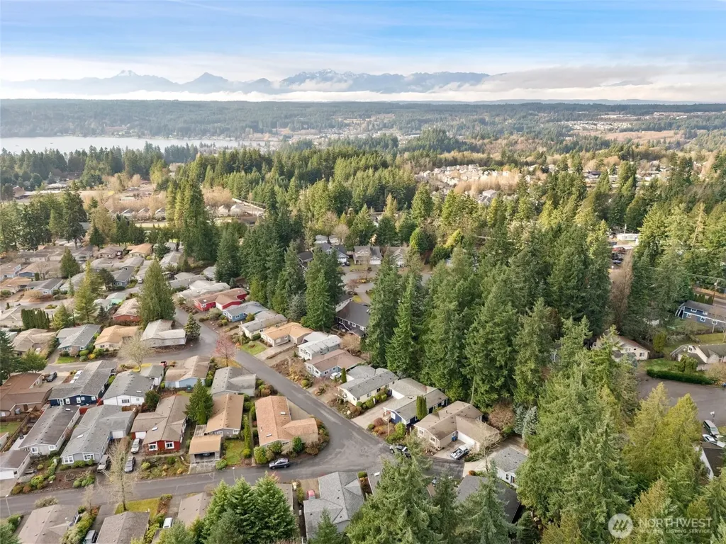 1754 NE Mesford Road Poulsbo WA 98370