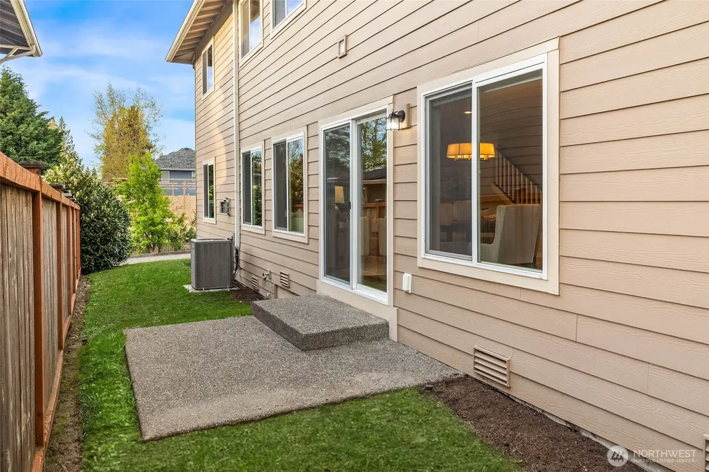 10219 125th Avenue NE Kirkland WA 98033