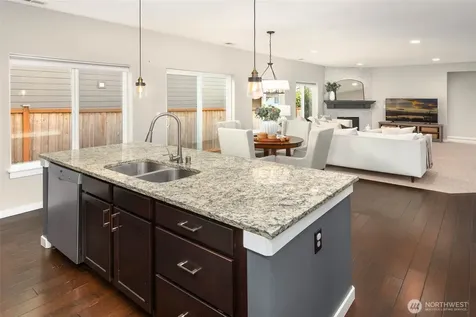10219 125th Avenue NE Kirkland WA 98033