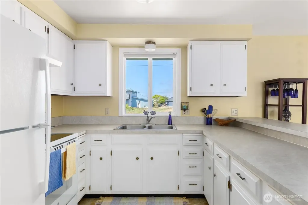 214 Lighthouse Way Freeland WA 98249